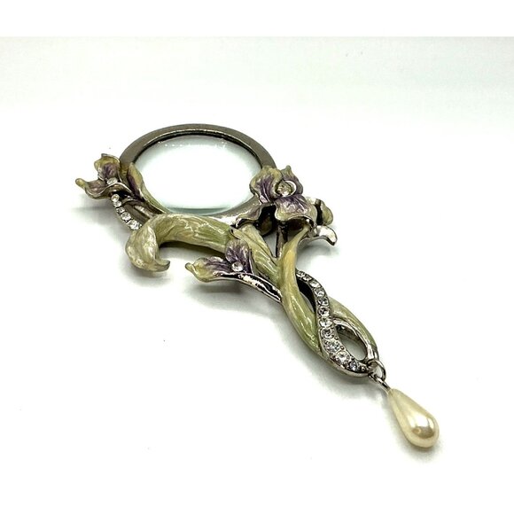 Vintage-Inspired Floral Magnifying Glass With Rhinestones and Pearl Drop Accent - Picture 2 of 5
